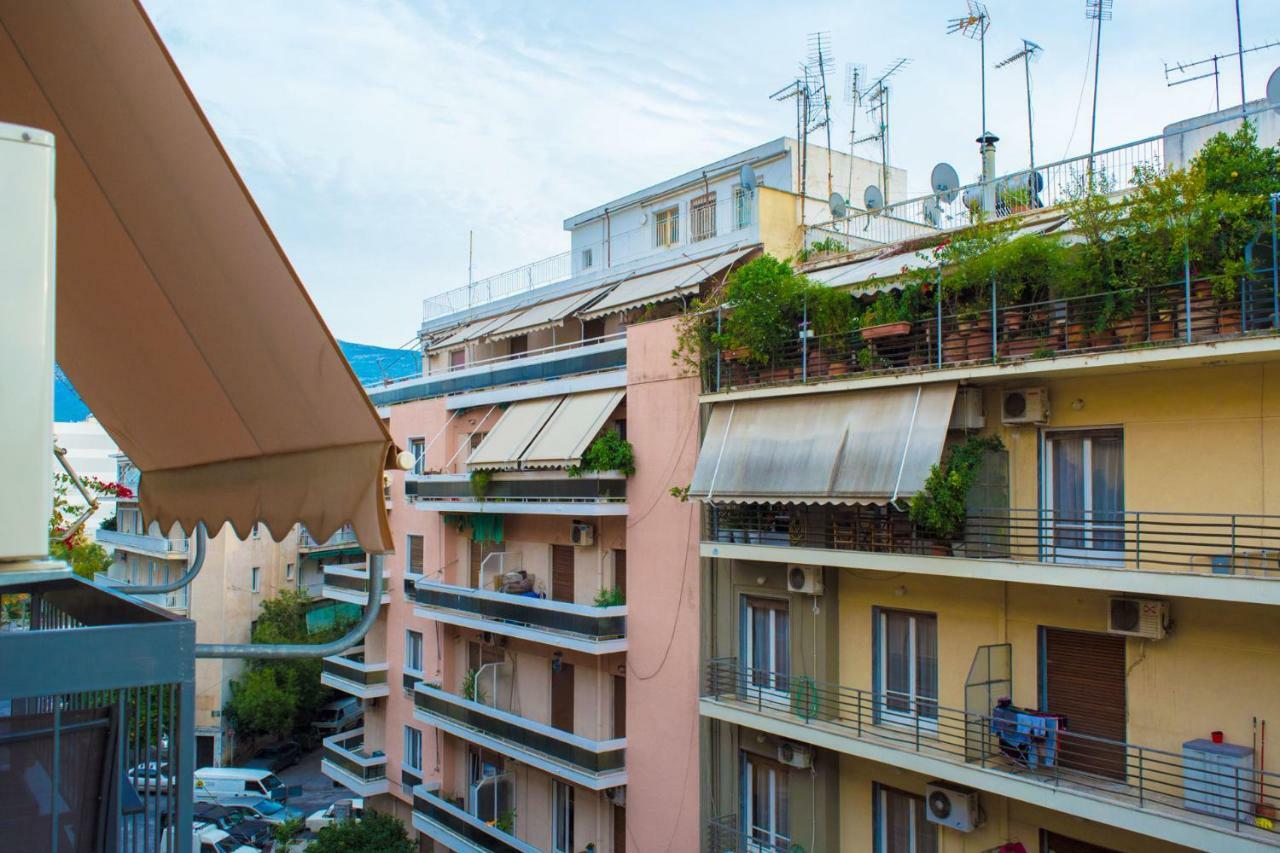 "Casa De Colores", Next To The Metro Athen Exterior foto