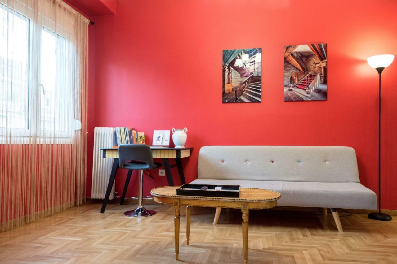 "Casa De Colores", Next To The Metro Athen Exterior foto